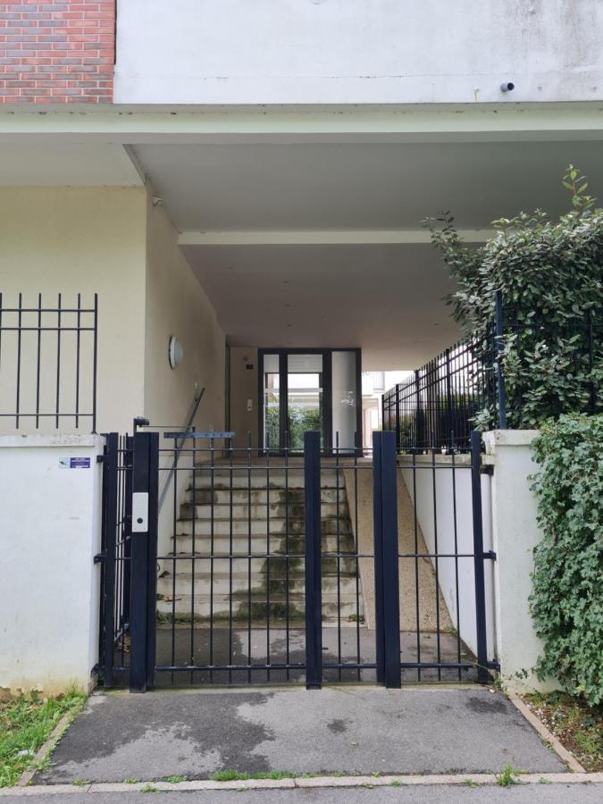 Grand Appartement Dreams Montevrain Exterior photo